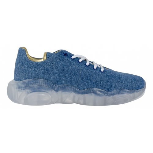 Pre-owned Moschino Leather Trainers In Blue