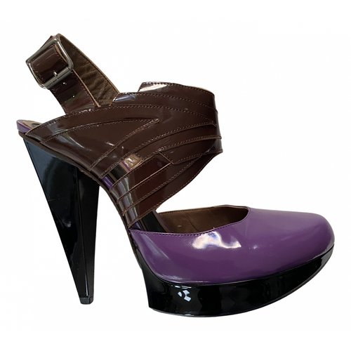 Pre-owned Marni Patent Leather Sandals In Purple