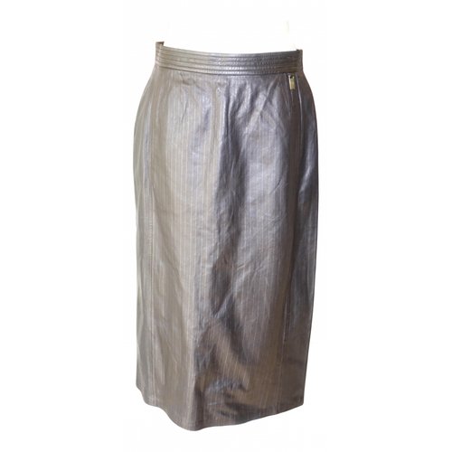 Pre-owned Aigner Leather Mid-length Skirt In Black