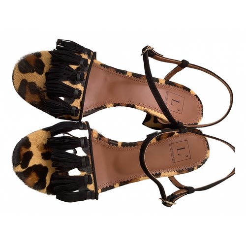 Pre-owned L'autre Chose Pony-style Calfskin Sandals In Camel