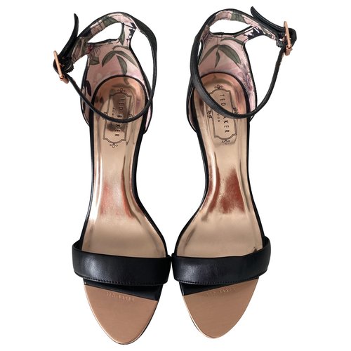 Pre-owned Ted Baker Leather Sandals In Black