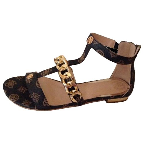 Pre-owned Guess Vegan Leather Sandals In Brown