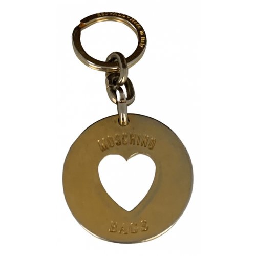Pre-owned Moschino Key Ring In Gold