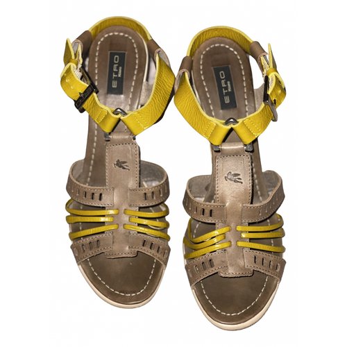 Pre-owned Etro Leather Sandal In Beige