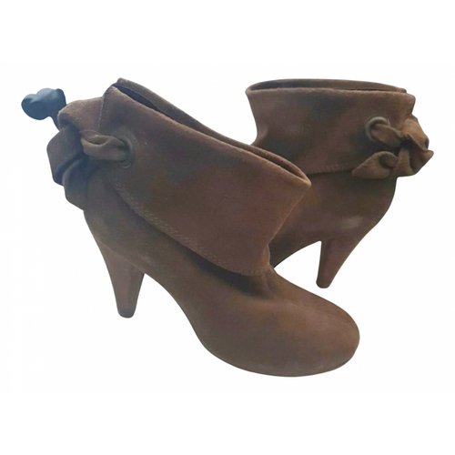 Pre-owned Moschino Ankle Boots In Brown