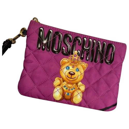 Pre-owned Moschino Cloth Clutch Bag In Purple