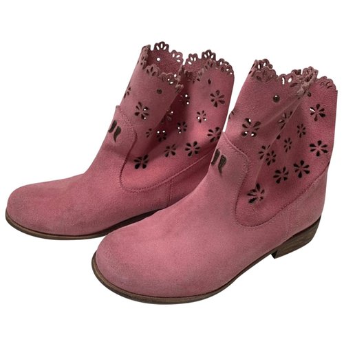 Pre-owned Berenice Ankle Boots In Pink