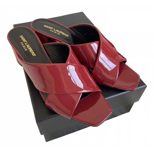 Pre-owned Saint Laurent Loulou Patent Leather Sandal In Red