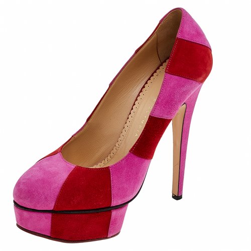 Pre-owned Charlotte Olympia Flats In Pink