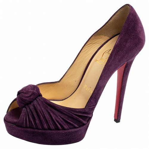 Pre-owned Christian Louboutin Flats In Purple
