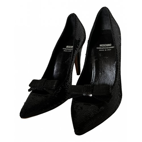 Pre-owned Moschino Cheap And Chic Leather Heels In Black