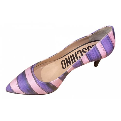 Pre-owned Moschino Leather Heels In Purple