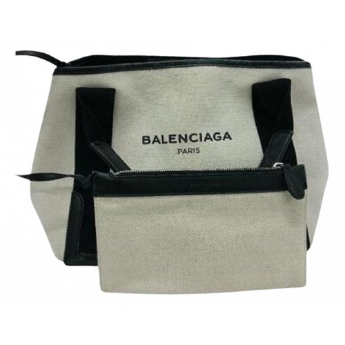Pre-owned Balenciaga Cloth Handbag In White
