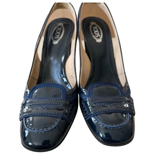 Pre-owned Tod's Patent Leather Sandals In Blue