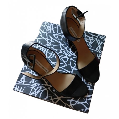 Pre-owned Diane Von Furstenberg Leather Sandal In Black