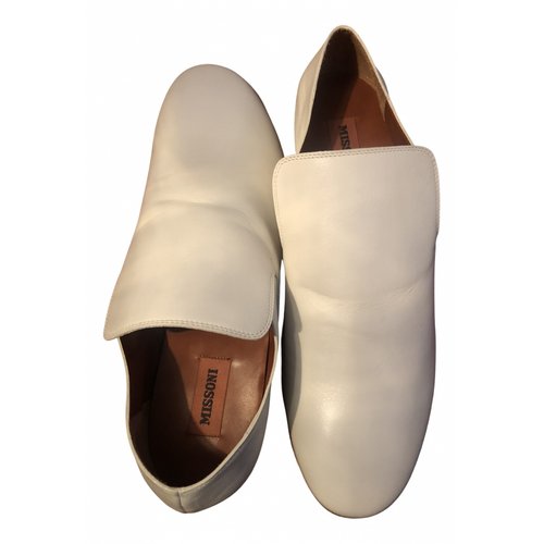 Pre-owned Missoni Leather Flats In White