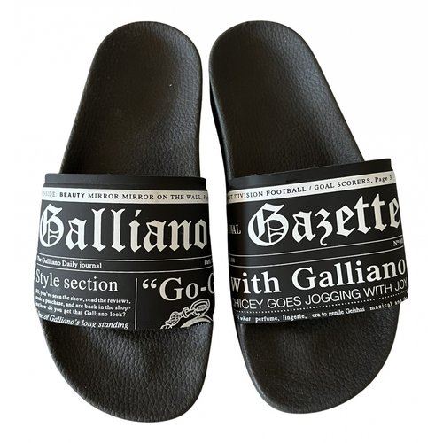 Pre-owned John Galliano Flip Flops In Black