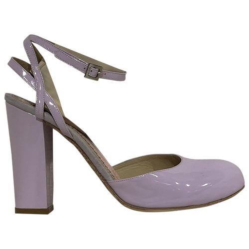 Pre-owned John Galliano Patent Leather Sandals In Purple