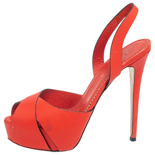 Pre-owned Le Silla Leather Sandal In Orange