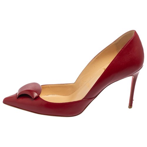Pre-owned Christian Louboutin Leather Flats In Burgundy