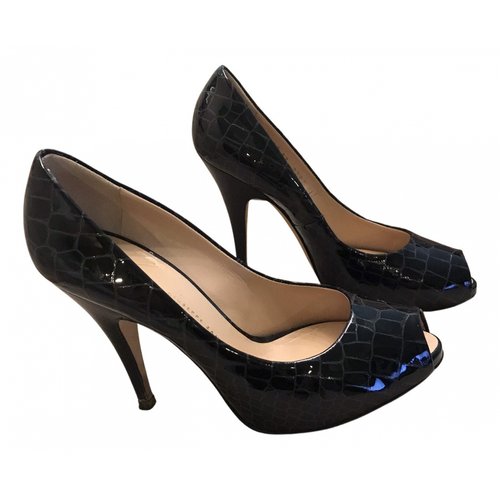 Pre-owned Giuseppe Zanotti Patent Leather Heels In Black