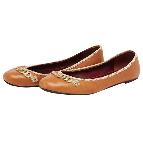 Pre-owned Marc By Marc Jacobs Leather Flats In Ecru