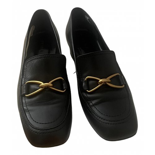 Pre-owned By Far Leather Flats In Black
