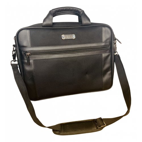 Pre-owned Kenneth Cole Travel Bag In Black