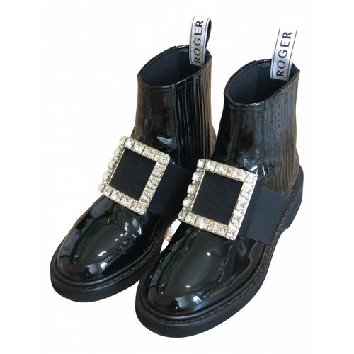 Pre-owned Roger Vivier Patent Leather Ankle Boots In Black