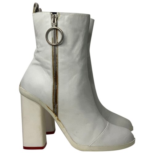Pre-owned Off-white Leather Ankle Boots In White