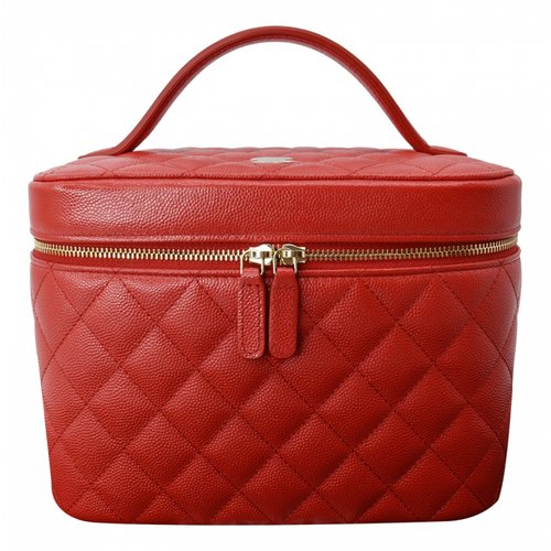 Pre-owned Chanel Vanity Leather Satchel In Red