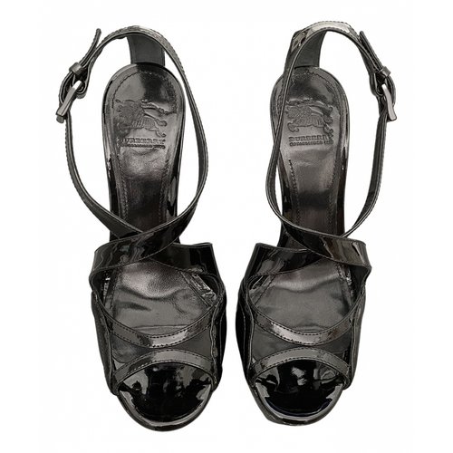 Pre-owned Burberry Patent Leather Sandal In Black