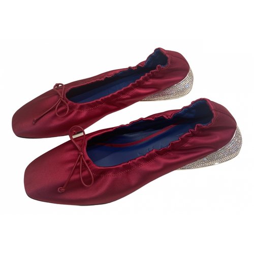 Pre-owned Lanvin Cloth Ballet Flats In Red