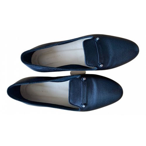 Pre-owned Longchamp Leather Flats In Black