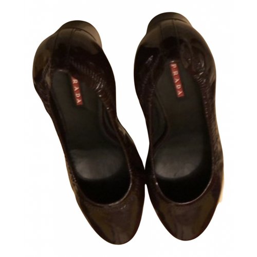 Pre-owned Prada Patent Leather Heels In Brown