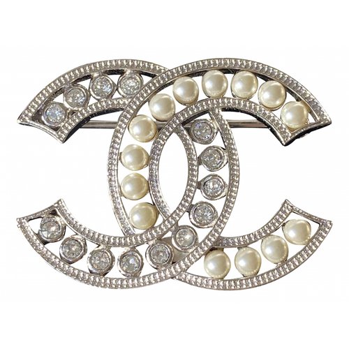 Pre-owned Chanel Silver Pin & Brooche