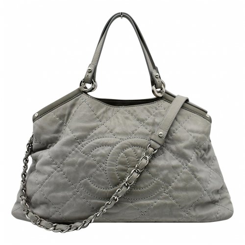 Pre-owned Chanel Leather Satchel In Grey
