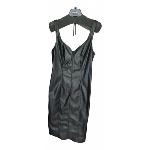 Pre-owned Pinko Patent Leather Mid-length Dress In Black