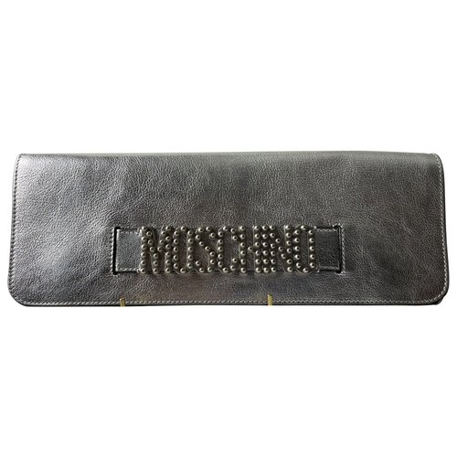 Pre-owned Moschino Leather Clutch Bag In Silver