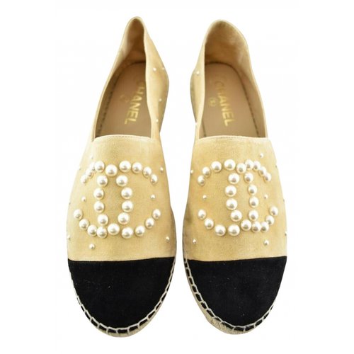 Pre-owned Chanel Espadrilles In Beige
