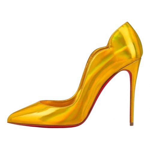 Pre-owned Christian Louboutin Patent Leather Heels In Yellow