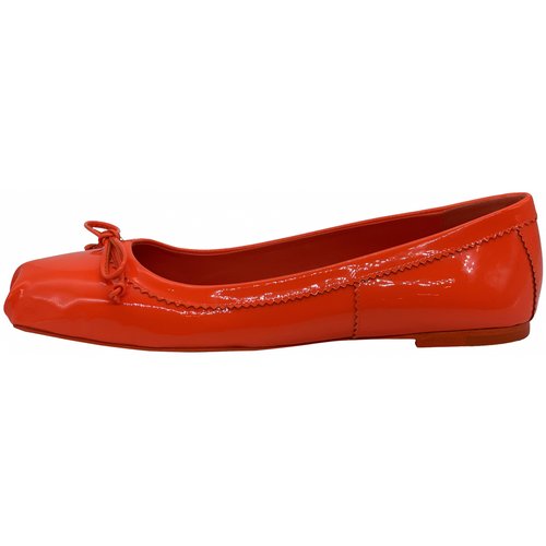 Pre-owned Christian Louboutin Patent Leather Ballet Flats In Orange