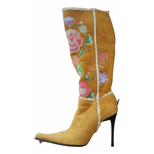 Pre-owned Casadei Boots In Yellow