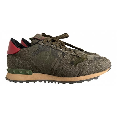 Pre-owned Valentino Garavani Rockrunner Cloth Low Trainers In Green