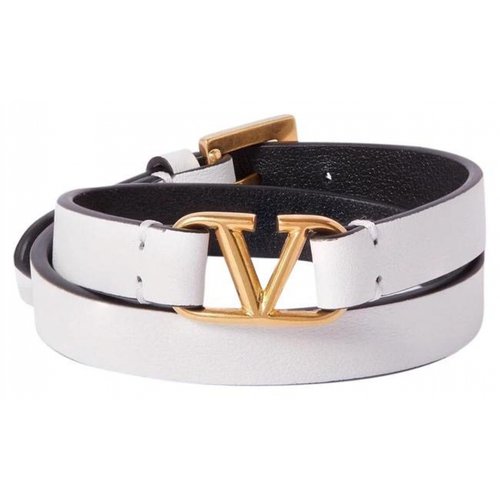 Pre-owned Valentino Garavani Leather Bracelet In White