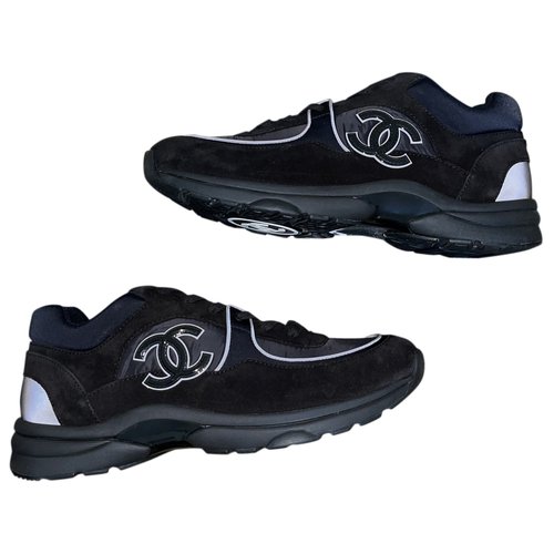 Pre-owned Chanel Low Trainers In Black