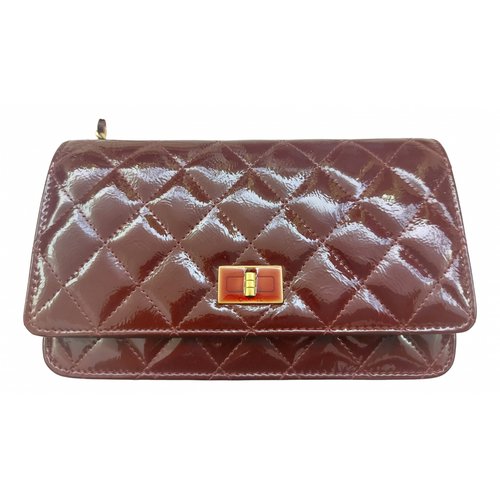 Pre-owned Chanel Wallet On Chain Timeless/classique Patent Leather Crossbody Bag In Burgundy