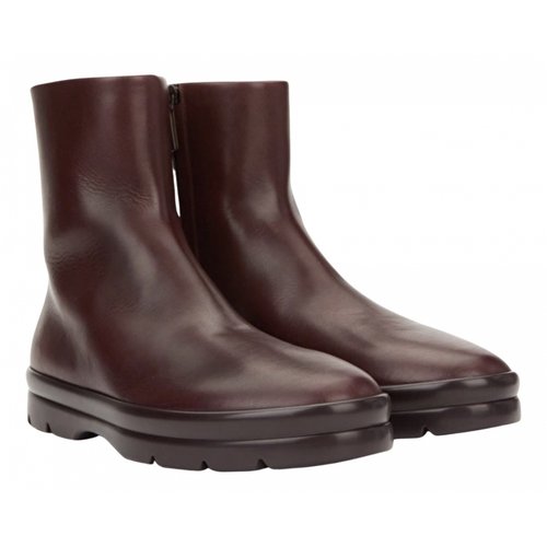 Pre-owned The Row Leather Ankle Boots In Burgundy