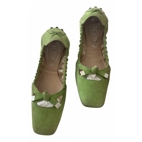Pre-owned Tod's Ballet Flats In Green