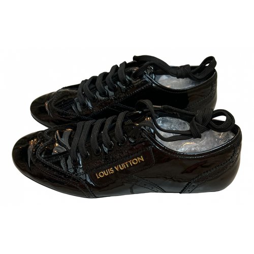 Pre-owned Louis Vuitton Patent Leather Trainers In Black